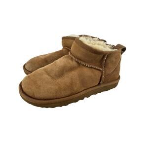UGG Women's Chestnut Classic Ultra Mini Boots Size 5